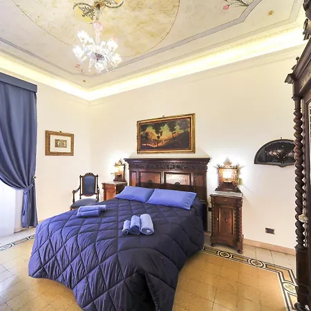Central Domus 4*